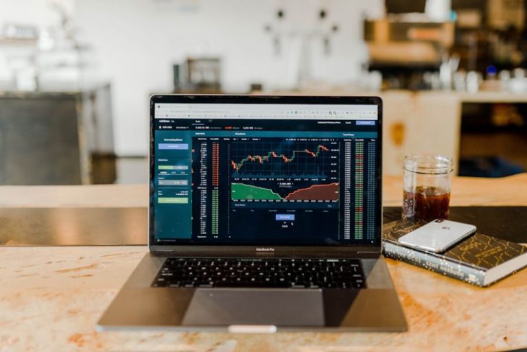 B&B Finances - turned-on MacBook Pro
